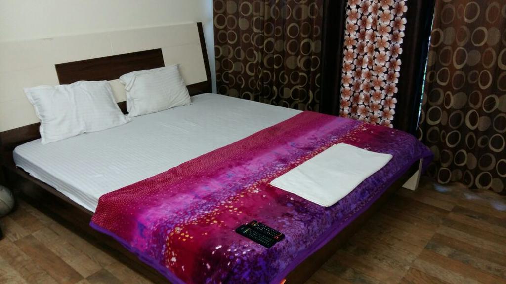 Asian Suites Tulsi Aura Нави Мумбай Екстериор снимка