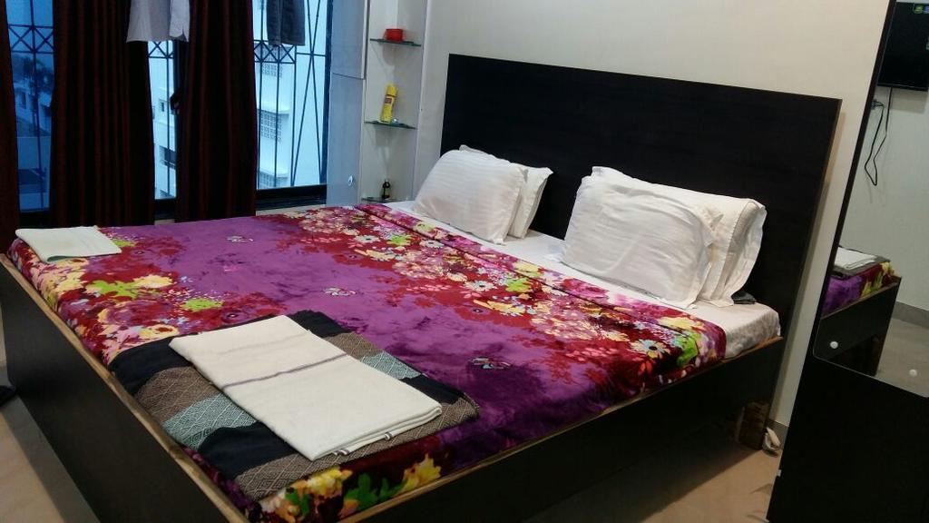 Asian Suites Tulsi Aura Нави Мумбай Екстериор снимка